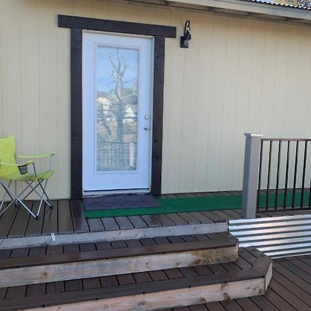 Cozy Guesthouse With View From Large Deck Prescott Exterior foto